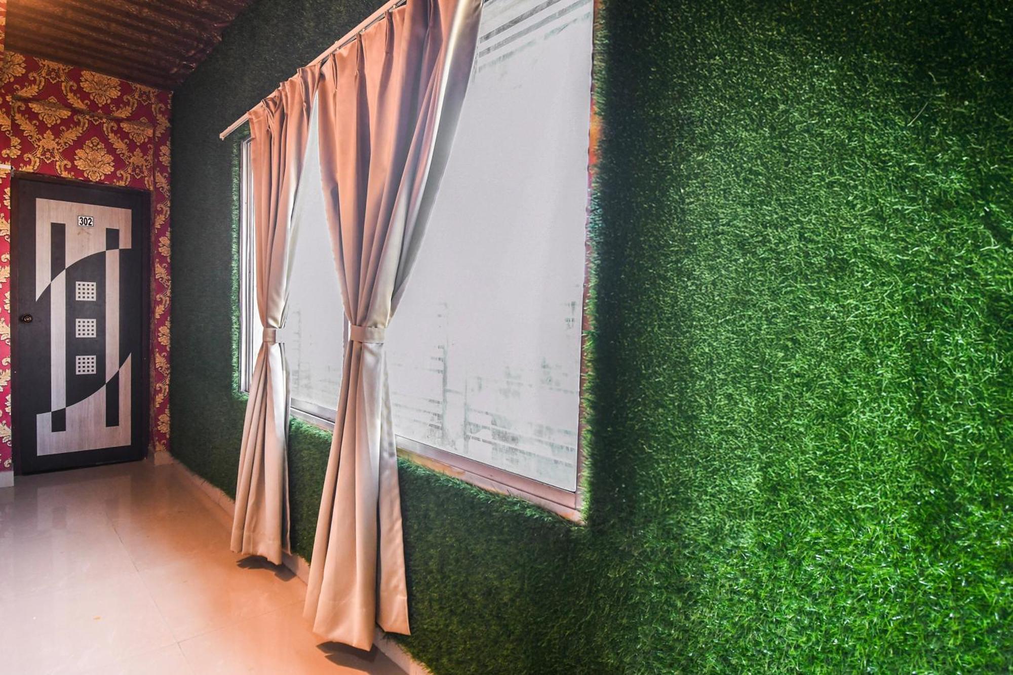 Super Hotel O Champasari Siliguri Formerly Four Fox Suits Panchanai المظهر الخارجي الصورة